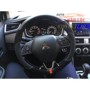 Bọc Vô Lăng thể thao mẫu cờ việt nam yêu nước cho xe hơi Size 38cm