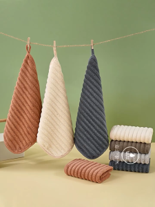 [SG STOCKS] Microfiber Hand Towel with Loop Hook Super Absorbent Light Weight Car Cleaning Kitchen Cleaning Hand Cloth Multipurpose Polish Cloth
