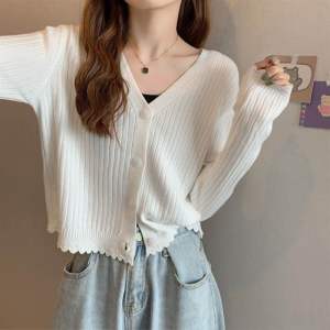 Knitted women’s sweater top/knitted plain color long-sleeve blouse
