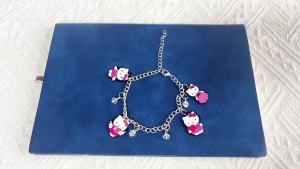 Sanrio | Hello Kitty Multi-Charm Bracelet Zinc Alloy with 5 Heart & Angel Kitty Enamel Charms Adjustable Silver Chain for Fans
