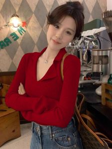 สลิมฟิต แขนยาว คอวี เสื้อฐาน ผู้หญิง ฤดูใบไม้ร่วง ฤดูหนาว ทันสมัย เสื้อสเวตเตอร์ถัก ชุดชั้นในคริสต์มาสปีใหม่ เสื้อท่อนบน