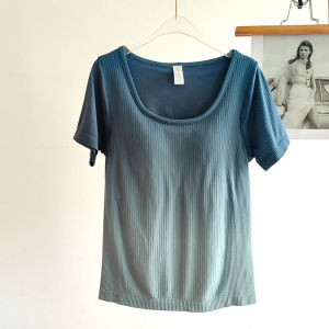 เสื้อยืดโยคะคอวีแบบสวมหัวผ้าไหมผสมโพลีเอสเตอร์สำหรับผู้หญิง ทรงสลิมฟิต ระบายอากาศได้ดี แห้งเร็ว ทรงสลิมฟิต ฤดูร้อน 2022