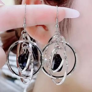 Fashionable Rotating Hoop Earrings Personality Exaggerated Design Sensation New 2024 Trendy Alloy Geometric Ear Jewelry