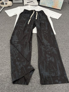 Quần Ống Rộng Màu Đen Phong Cách Mới Của Trung Quốc Dành Cho Nữ Mùa Thu Quần Nỉ Cao Cấp Quần Thể Thao Cổ Điển Của Mỹ