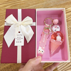 สร้อยกุญแจ KT Cat น่ารัก สร้อยกุญแจรถยนต์ ของตกแต่งกระเป๋าหนังสือสำหรับนักเรียน ของเล่นการ์ตูนสร้างสรรค์ เครื่องประดับขนาดเล็กสำหรับผู้หญิง