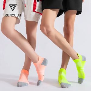 Tất chạy bộ cho nam và nữ Runyubo 2105 thoáng khíêm chân