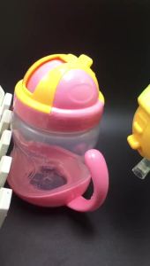 [ Hot Sale Items ] China Shipped Horn Handle Childrens Water Bottle   Baby Learning Drinking Cup   kids sippy cup baby training drinking cup 280mlk1
