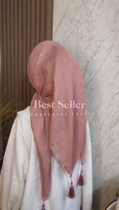 Hijab Paris Swarovski Payet Tabur Mutiara: Hijab Elegan untuk Acara Formal