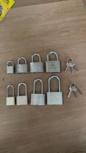 Gembok Nekel 40mm Leher Pendek silver chrome