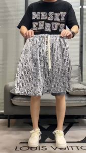 DH HOME QC-DK8017 กางเกงขาสั้นแฟชั่นน่ารัก สามารถสวมใส่ได้ทั้งชายหญิง ลวดลายสมัยใหม่ใส่สบาย ผ้ายืดบางเบาไม่ร้อนแน่นอน