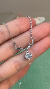 Chard Wake Kalung Wanita Original Zircon 2 Karat Dilapisi Platinum Fashion Cewek Necklaces