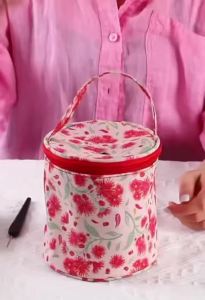 Small Yarn Bag With HolesPortable Knitted Wool Yarn Storage CaseCrochet Thread Sewing Accessories Perfect for TravelBeginner