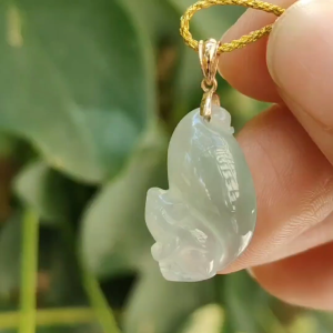 A Premium Quality Collection - Squirrel Pendant Natural Type A Jadeite Jade added 18k Clasp certificate weighs 2.18 grams measurement 21 * 12.9 * 6 mm (18kp97)