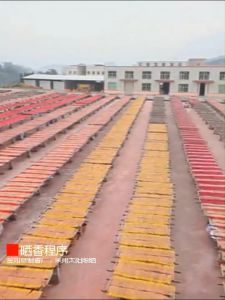 400Pcs 纯天然少烟檀香 黑香 黑色佛香 佛香 拜神香 寺庙香 熏香 Black Incense Smokeless Natural Joss Sticks Sandalwood Incense Stick Holder