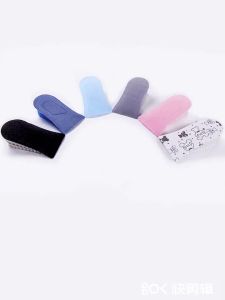 [100 ล้าน + สรรเสริญ ] แผ่นเสริมความสูงสำหรับผู้หญิงและผู้ชาย แผ่นเสริมความสูงแบบครึ่งสำหรับกีฬา รองเท้าผ้าใบแบบสบายที่ดูดซับแรงกระแทก แผ่นเสริมความสูงซิลิโคนที่มองไม่เห็นสำหรับนักเรียน