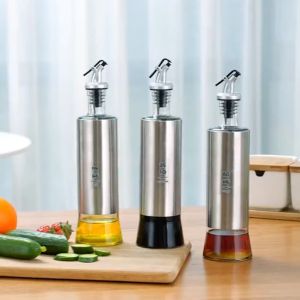 Oil Nozzle / Oil Bottle Stopper / Push Type Mouth Soy Sauce Bottle Head / Penyumbat Mulut Botol Minyak / 厨房按压式倒油嘴酱油瓶塞油瓶盖