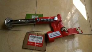 Chân chống cao cấp chuyên dùng cho xe chở hàng ( có bát ) 300kg