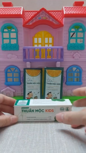 Kem bôi da Thuần Mộc Kids giúp dưỡng ẩmlàm mềm da dịu mát da khi bị rôm sảy mụn nhọt mẩn ngứa