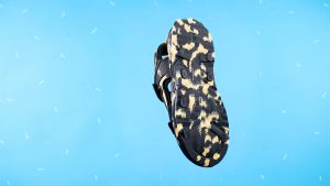 [Cod&New Arrival]YIYAROUQING Sendal Gunung Anak Laki Laki Original Import Sepatu Sendal Anak -New Fashion Sendal Anak Laki Laki-Sol Udara-Sol Gelombang-Sandal Musim Panas Gaya Korea Sol Lembut Untuk Laki-Laki Anti Selip