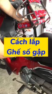 Ghế số gập inox có vòng an toàn cho bé