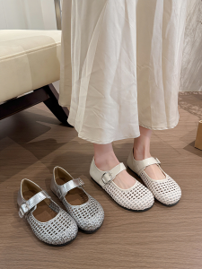 DINGMUYI | Lace-up Breathable Silver Flat Shoes