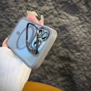 🔥2025รุ่นขายดี🔥เคสไอโฟน16 Magsafe ขาตั้งแม่เหล็กกันกระแทกฟิล์มกระจกติดเลนส์เคสสำหรับ iPhone ใส15 16 14 13 12 Pro Max 16 15 Plus
