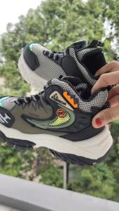 Sepatu Sneakers Anak Perempuan/Laki Laki Motif Jaring Tali Putar Size 26-37 FREE DUS
