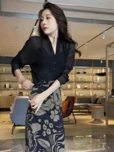 Summer 2024 Floral Print High Waist A-Line Mini Skirt And Shirt Two-Piece Set Slimming Effect Trendy Small Stature Womens Ensemble