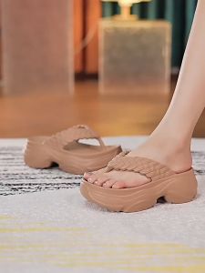 Sandal Jepit Wanita Kekinian: Pilihan Tren & Aktivitas