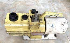 Bơm Hút Chân Không Nhật 200w.New 90%  SINKU KIKO   ULVAC 3 m3/ h Chạy 100 v