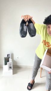 Sepatu Pantofel Pria Kulit Sapi Asli Formal Hitam Slip On Loafers Kerja Kantor Original Anti Slip