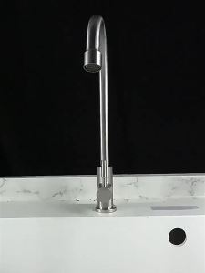 Penghantaran dari China [2025] Paip Air Sejuk Tunggal Keluli Tahan Karat untuk Sinki Dapur Rumah dengan Paip Pusing Bola Dapur Paip Air Sejuk Tunggal 3.8