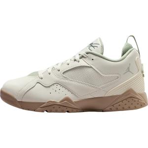 Nike | MVP Classic Mens Basketball Shoes