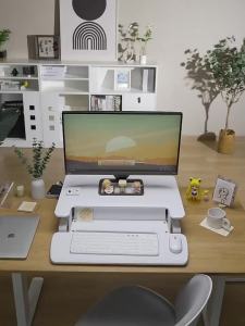 Brateck | Adjustable Height Standing Desk