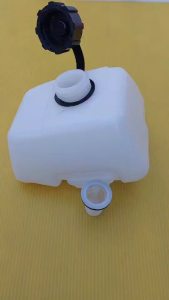 ถังน้ำมันเครื่องตัดหญ้าNB411 สำหรับเครื่องตัดหญ้า | ถังน้ำมันเบนซิน 2 จังหวะ ใส่ตรงรุ่น แข็งแรง ทนทานพลาสติกหนา ไม่รั่วซึม ใส่ได้กับเครื่องสะพายหลังถังน้ำมัน 2 จังหวะ ใส่ได้กับเครื่องทั่วไป