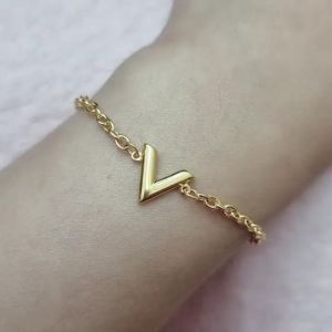 JIN JING RANTAI TANGAN SAUH V EMAS 916 HOLLOW 2.38g