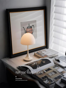 BEAUTY IN THE LIGHT | Charging Portable LED Table Lamp