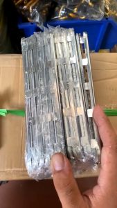 Khung biển số xe máy - viền trơn trắng inox meca chống nước