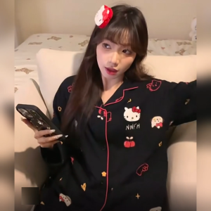 Korean Casual Women Soft Cotton Red & Black Contrast Kitty Print Pajamas Set Breathable Outdoor Wearable Homewear