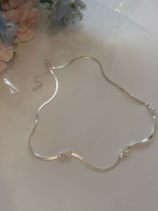 Elegant Silver Butterfly Knot Snake Bone Necklace Womens Simple Luxury Unique Design Clavicle Chain Fashion Jewelry Accessory