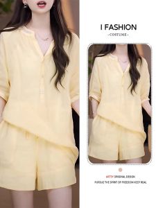 Shalldoer | ชุดสองชิ้นสไตล์เกาหลีสำหรับผู้หญิงในช่วงฤดูร้อนปี 2025 คอวี ป้องกันแสงแดด กระโปรงสั้น สไตล์ลำลอง สีสันสดใส