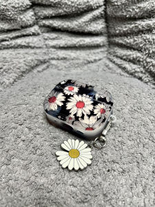 เคสป้องกัน Airpods pro 3 4 คุณภาพสูงแบบไร้สายสไตล์เรโทร ปกป้องหูฟัง Apple ดีไซน์ดอกเดซี่ ด้านนอกนุ่ม ด้านในนิ่ม