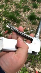 1Pc 1.2/1.5m Foldable Snake Clamp Handle Tong Stick Reptile Snake Handling Catcher Tools Multipurpose Stainless Steel Wide Jaw Reptile Grabber.