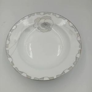 Đĩa Sứ Long Phương Hoa Hồng Đen Kích Thước 23 CM Cao Cấp