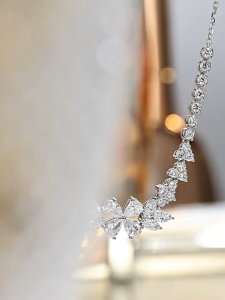Queensun Full Diamond Chain PT950 Platinum lab Diamond Floral Necklace with True Diamond Explosion Flash Clavicular Chain繁花如约钻石项链for men and women gift IGI certificate certification ，Ladies gifts，daily necklace