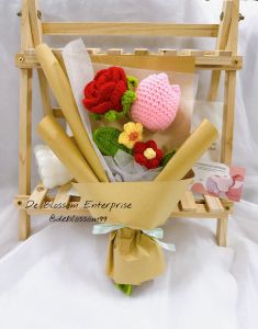 Tema Kraf Jambangan Bunga Matahari Kait dan Bunga Ros Kait Crochet Flower Bouquet Mix Rose and Tulip Craft Theme 1pc Birthday Bouquet Crochet Bunga Bouquet