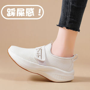 Womens Comfortable Breathable Leather Surface Slip-On Sports Shoes Fall New Style Soft Bottom Lightweight Casual Shoes