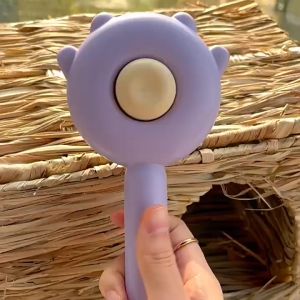 lược tròn chải lông rụng có nút bấm cho thỏ - T3 PETS SHOP