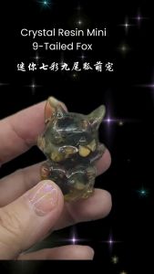 Ruxins Radiance: Mini Crystal 9-Tailed Fox – Resin 九尾狐：碎石胶宠 Musang 9 Ekor Kristal Pelbagai Warna – Resin