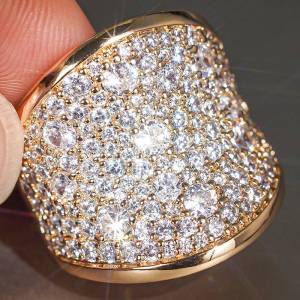 Huitan Wave Geometric Design Women Gold Color Ring Luxury Party Inlaid Sparkling CZ Lady Unique Charming Accessories Jewelry